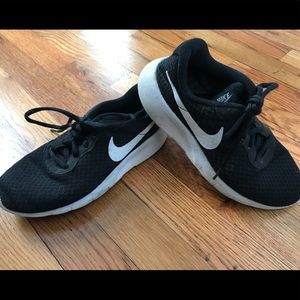 Nike Running Girls Youth 4
